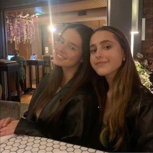 Meet your Posher, Bettina